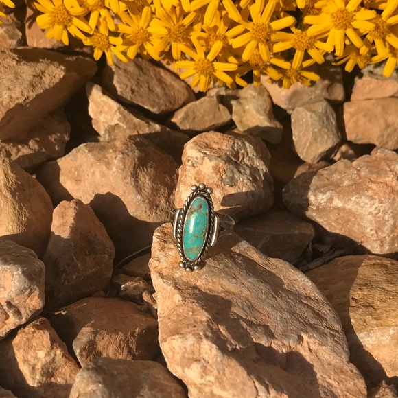 Jewelry - Vintage Kingman Turquoise Ring